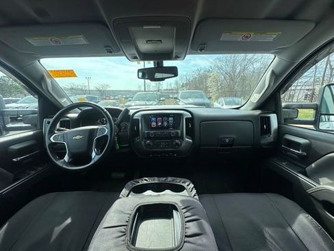 Used 2017 Chevrolet Silverado 2500 LT w/ LT Convenience Package image 2