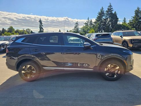New 2026 Kia Sportage LX w/ LX Convenience Package AWD/4WD image 4