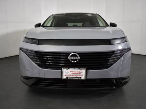 Certified 2025 Nissan Murano Platinum AWD/4WD image 2
