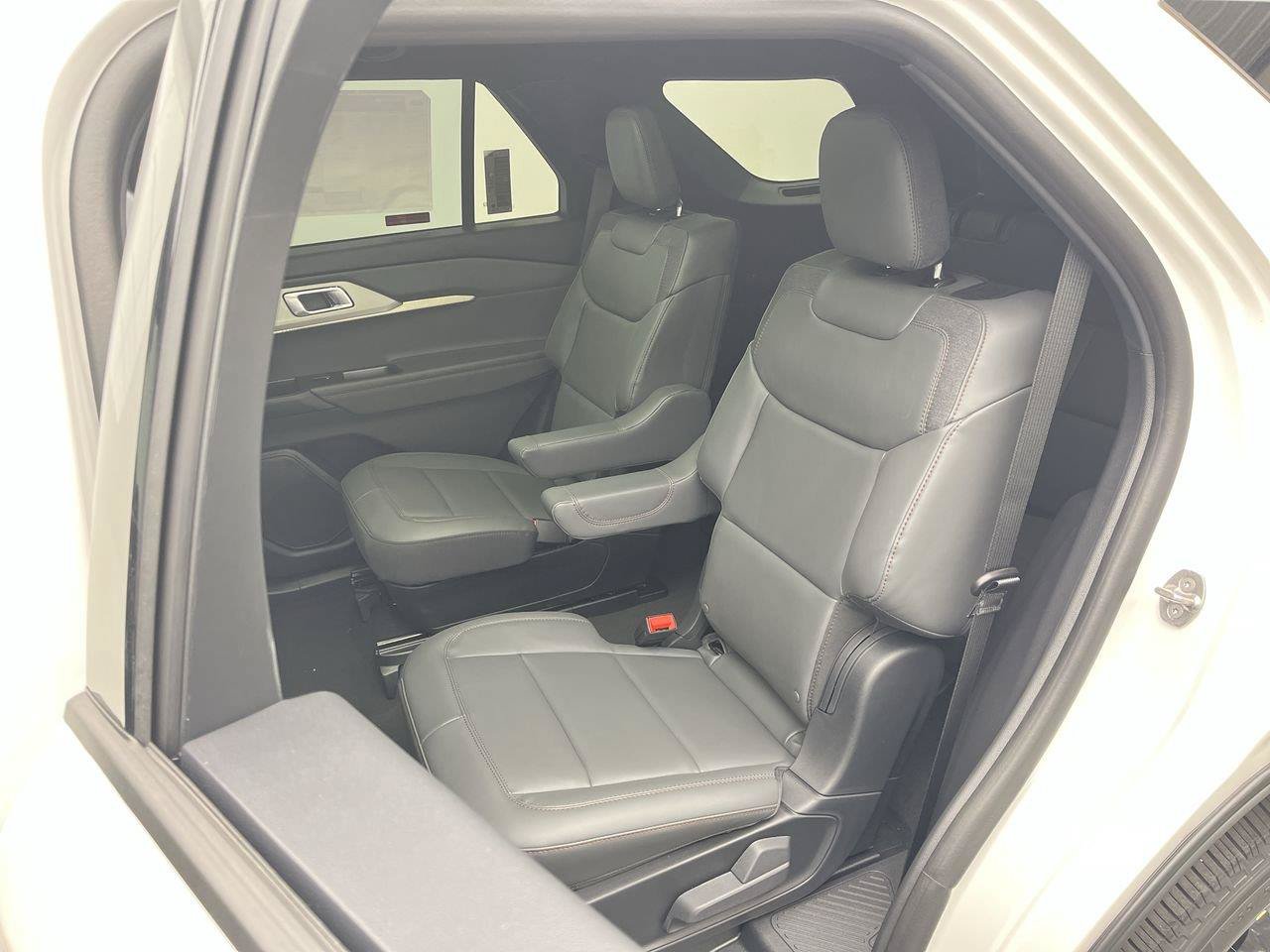 New 2027 Ford Explorer Active w/ Active Comfort Package AWD/4WD image 12