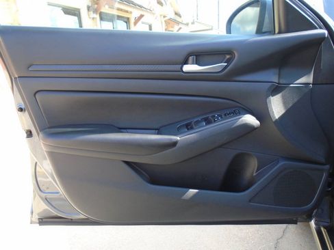 Used 2021 Nissan Altima 2.5 S FWD image 28