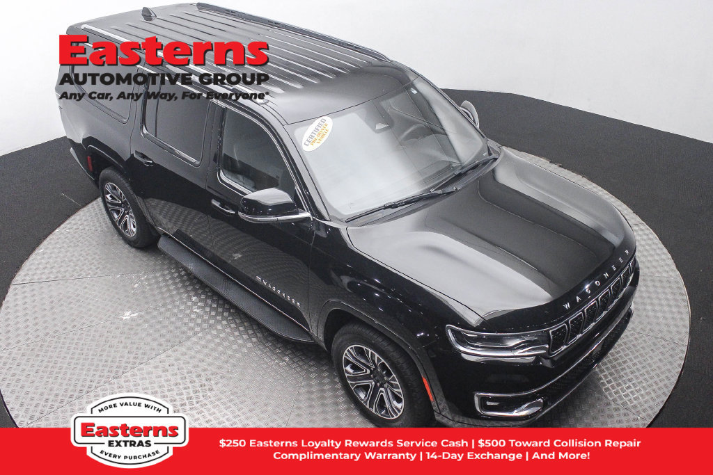 Used 2024 Jeep Wagoneer L Series II RWD image 4