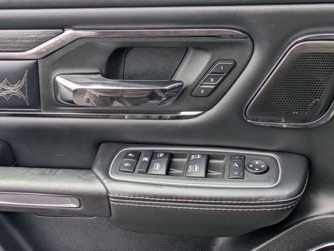 Used 2022 RAM 1500 Limited AWD/4WD image 16