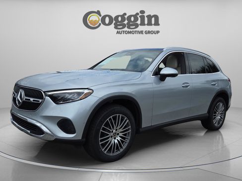 New 2026 Mercedes-Benz GLC 300 image 1