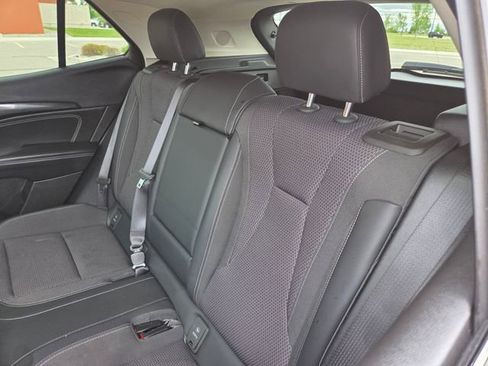 Used 2023 Buick Envision Preferred AWD/4WD image 46
