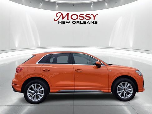 Used 2025 Audi Q3 2.0T Premium image 4