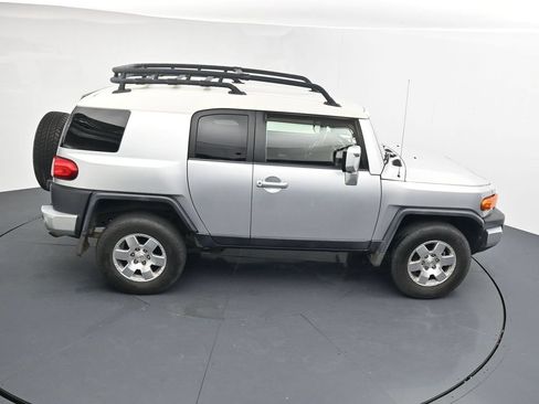 Used 2008 Toyota FJ Cruiser 4WD w/ Convenience Pkg image 16