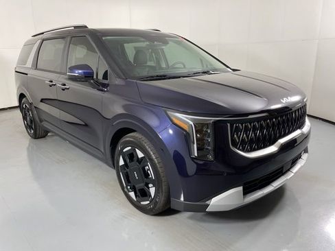 New 2026 Kia Carnival EX image 2