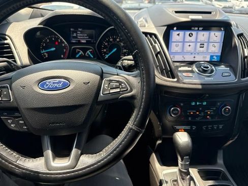 Used 2017 Ford Escape Titanium w/ Equipment Group 301A AWD/4WD image 10