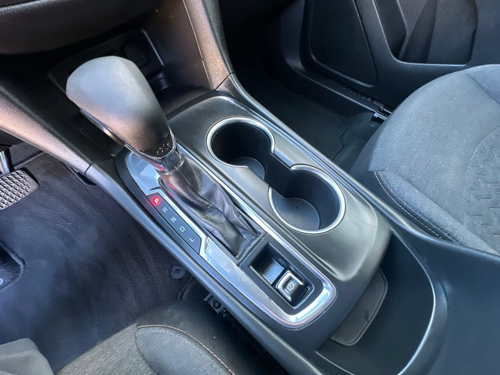 Used 2022 Chevrolet Equinox LT FWD image 27