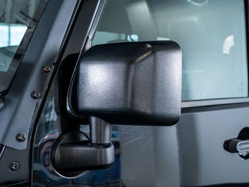 Used 2014 Jeep Wrangler Unlimited Rubicon w/ Connectivity Group image 23