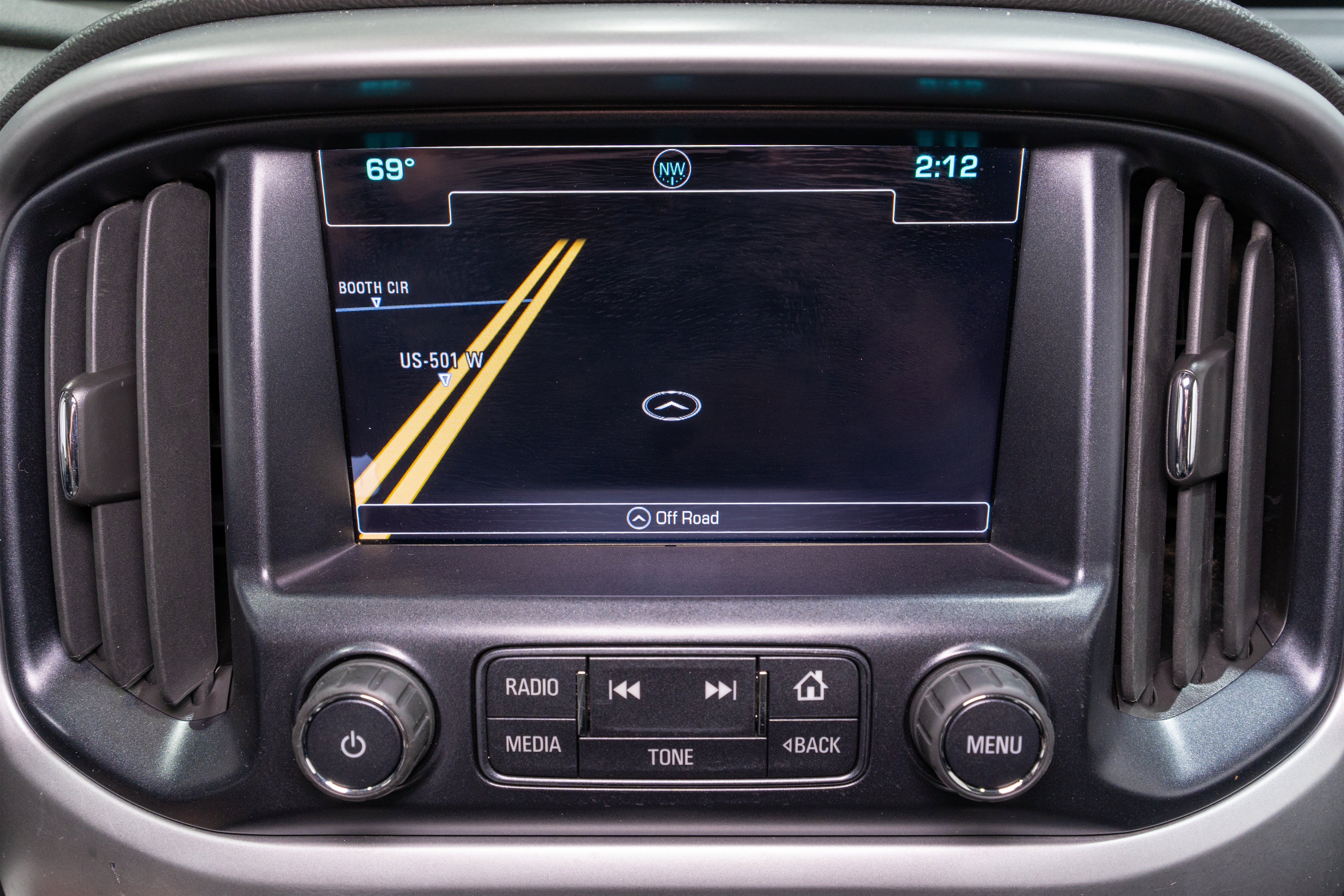 Used 2018 Chevrolet Colorado ZR2 AWD/4WD image 16