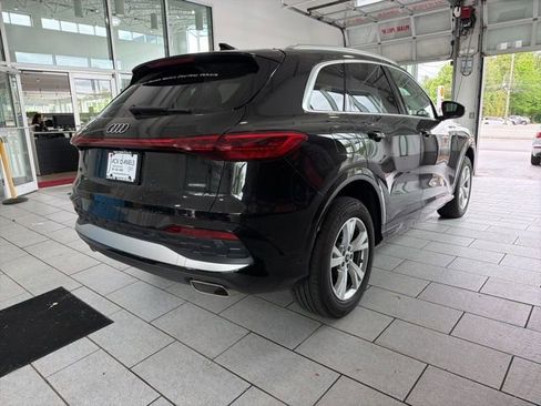Used 2025 Audi Q5 Premium w/ Convenience Package AWD/4WD image 4