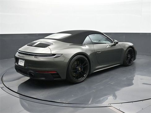 Used 2024 Porsche 911 Carrera GTS image 18