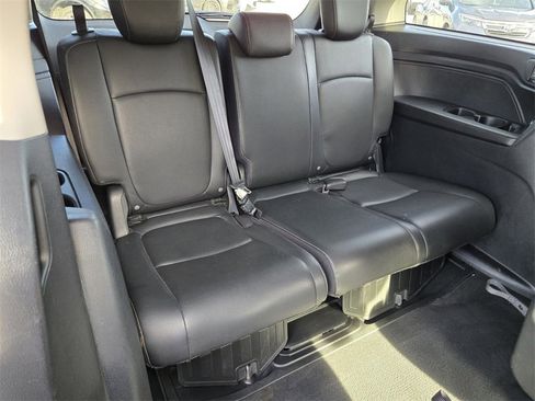 Used 2024 Honda Odyssey EX-L image 16