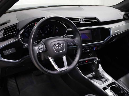Used 2023 Audi Q3 2.0T Premium image 4