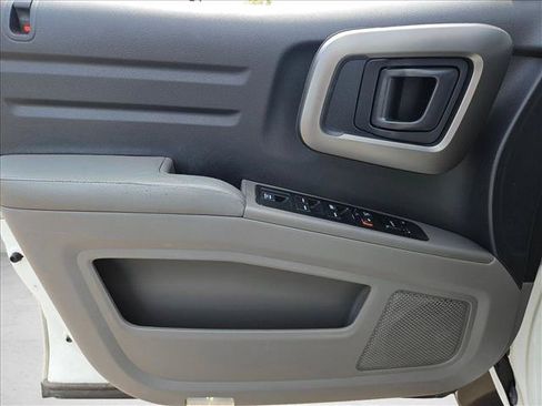 Used 2014 Honda Ridgeline RTL image 16