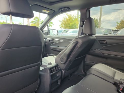 Used 2022 Honda Passport EX-L image 15