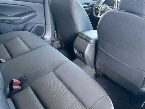 Used 2025 Nissan Altima 2.5 SV image 29