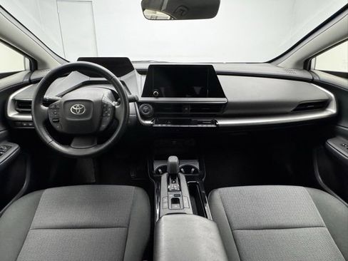 Used 2024 Toyota Prius LE image 33