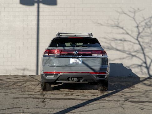 New 2025 Volkswagen Atlas Cross Sport SEL image 5