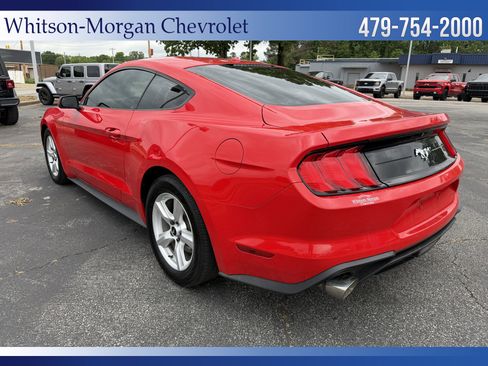 Used 2019 Ford Mustang Coupe RWD image 8