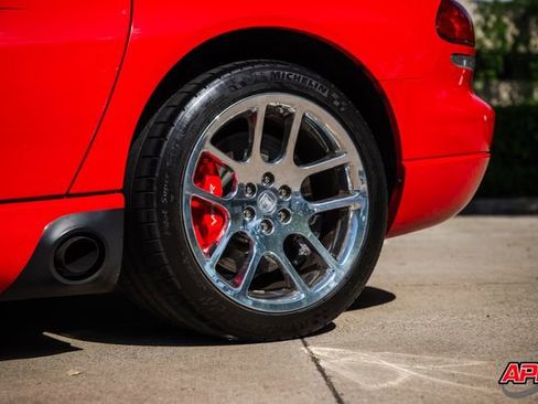 Used 2004 Dodge Viper SRT-10 RWD image 58