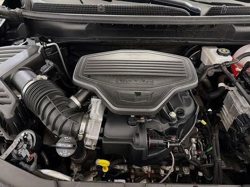 Used 2023 Cadillac XT5 Sportv AWD/4WD image 33