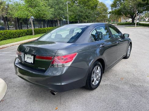 Used 2011 Honda Accord SE image 8