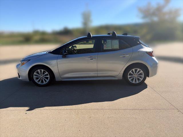 Certified 2023 Toyota Corolla SE w/ SE Premium Package FWD image 1