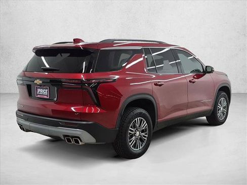Certified 2024 Chevrolet Traverse LT FWD image 5