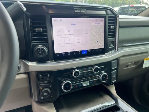 New 2026 Ford F350 Platinum w/ Platinum Plus Package AWD/4WD image 24
