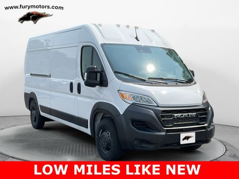 Used 2025 RAM ProMaster 2500 w/ Convenience Group image 1