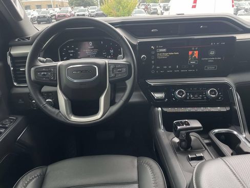 Used 2024 GMC Sierra 1500 Denali w/ Technology Package AWD/4WD image 13