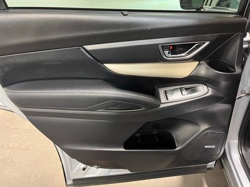 Used 2020 Subaru Ascent Limited w/ Technology Package image 16