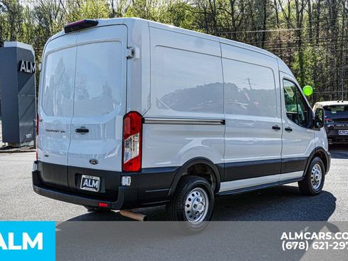 Used 2023 Ford Transit 250 Medium Roof AWD image 5