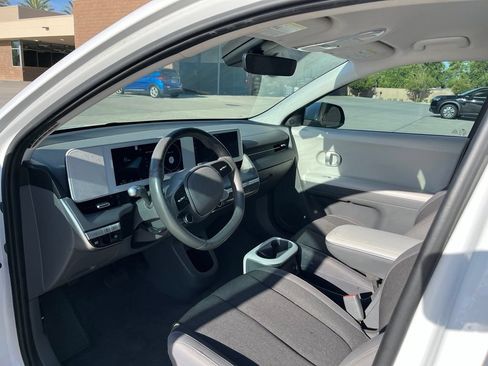 Used 2024 Hyundai Ioniq 5 SEL RWD image 11