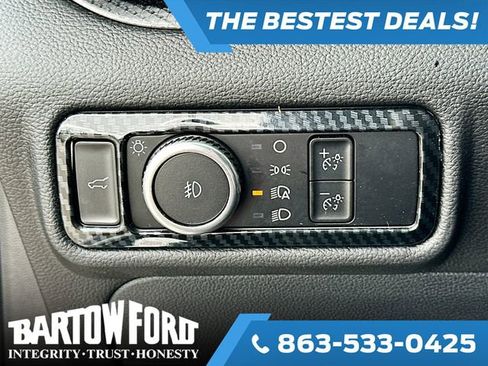 Certified 2023 Ford Explorer ST-Line w/ Class IV Trailer Tow Package image 10