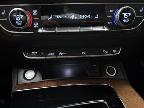 Used 2023 Audi Q5 2.0T Premium Plus w/ Premium Plus Package image 25