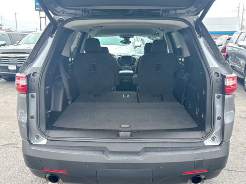 Certified 2021 Chevrolet Traverse LT image 14