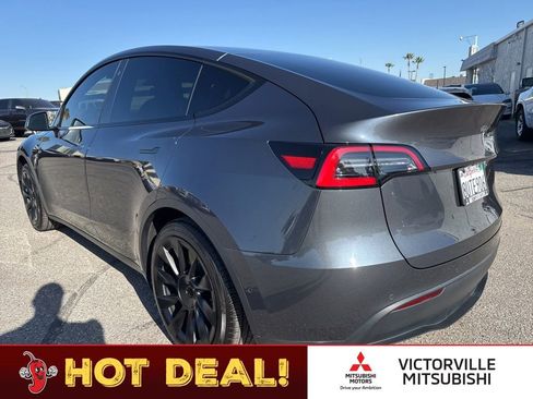 Used 2021 Tesla Model Y 2WD image 5