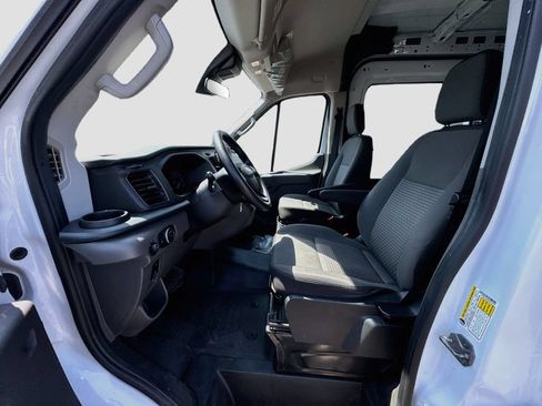 Used 2024 Ford Transit 250 148 Medium Roof RWD image 19