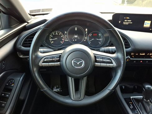 Used 2023 MAZDA MAZDA3 s image 19