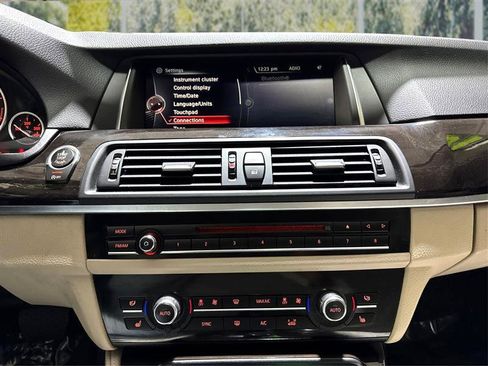 Used 2016 BMW 528i Sedan image 15