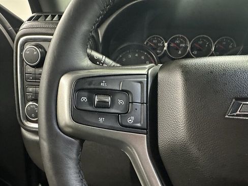 Used 2019 Chevrolet Silverado 1500 LT Trail Boss AWD/4WD image 25