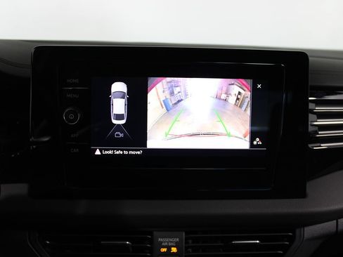 Used 2025 Volkswagen Jetta Sport FWD image 19