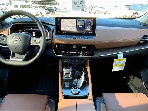 New 2026 Nissan Rogue Platinum w/ Tech Package image 5