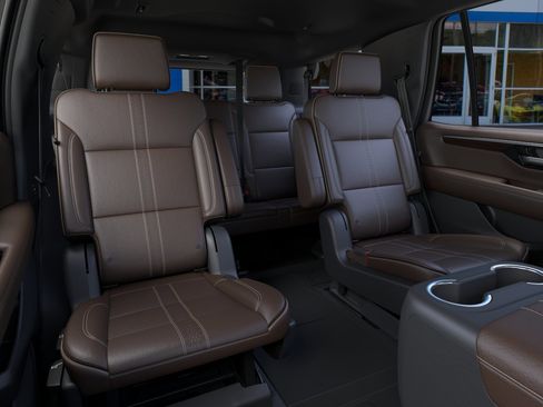 New 2026 Chevrolet Tahoe High Country AWD/4WD image 17