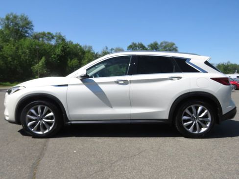 Used 2020 INFINITI QX50 Luxe w/ Navigation Package AWD/4WD image 8