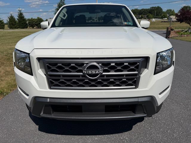 Used 2023 Nissan Frontier SV AWD/4WD image 4